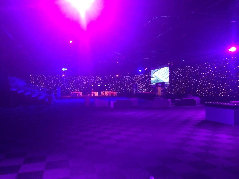 Corporate entertainer for all events